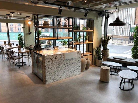 Supersonic Cafe